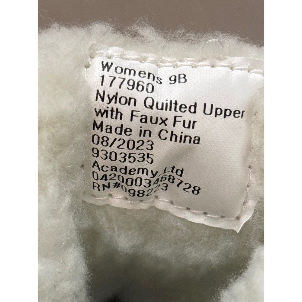 Magellan Outdoors Womens Waterproof Quilted Faux Fur Lined Snow Boots Size 9B - Picture 7 of 12